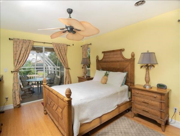 Marco Island 3 Bedroom Vacation Home Sleeps 9 Guests