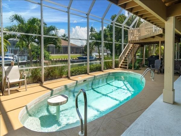 Marco Island 3 Bedroom Vacation Home Sleeps 9 Guests