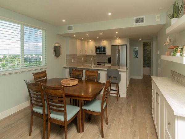 Marco Island Vacation Beach Condo Three Bedrooms Gulf Views