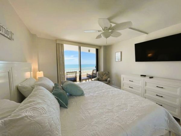 Marco Island Beachfront Two Bedroom Vacation Condo