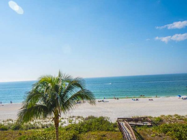 Marco Island Beachfront 3 Bedroom Condo Sleeps 7 Guests