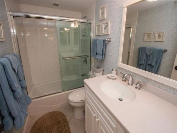 MARCO ISLAND 2 BEDROOM CONDO WITH VIEW