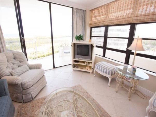 MARCO ISLAND 2 BEDROOM CONDO WITH VIEW