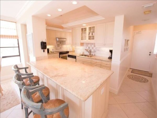 MARCO ISLAND 2 BEDROOM CONDO WITH VIEW