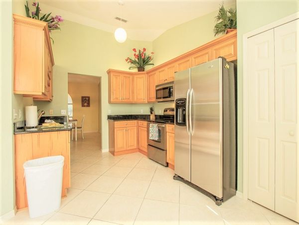 Walk to Beach Marco Island Vacation Home Three Bedrooms