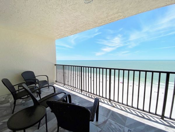 Beachfront Two Bedroom Marco Island Vacation Condo