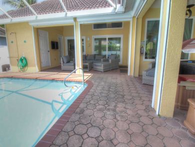 Cape Coral Home 918092 Cape Coral Home 918092