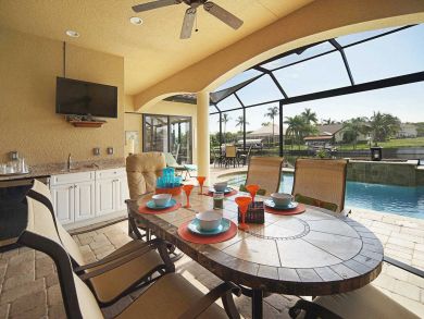 Canalside 4 Bedroom Vacation Home in Cape Coral Canalside 4 Bedroom Vacation Home in Cape Coral