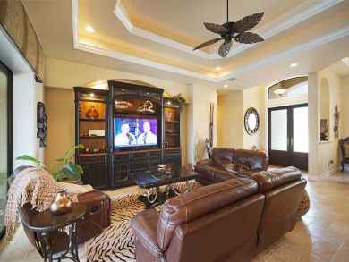 Canalside 4 Bedroom Vacation Home in Cape Coral Canalside 4 Bedroom Vacation Home in Cape Coral