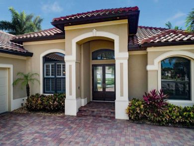 Canalside 4 Bedroom Vacation Home in Cape Coral Canalside 4 Bedroom Vacation Home in Cape Coral