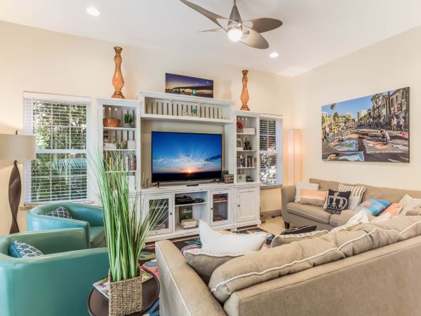 Luxury Holmes Beach Vacation Rental Six Bedrooms with Pool Beach