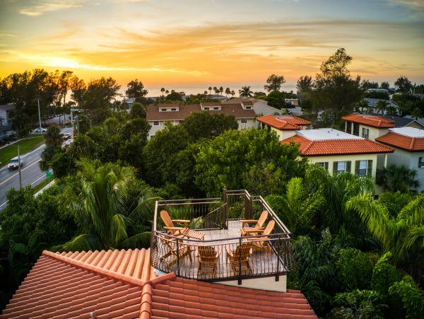 Luxury Holmes Beach Vacation Rental Six Bedrooms with Pool Beach