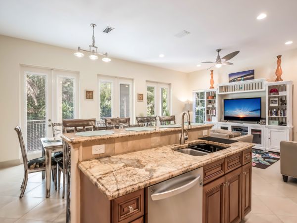 Luxury Holmes Beach Vacation Rental Six Bedrooms with Pool Beach
