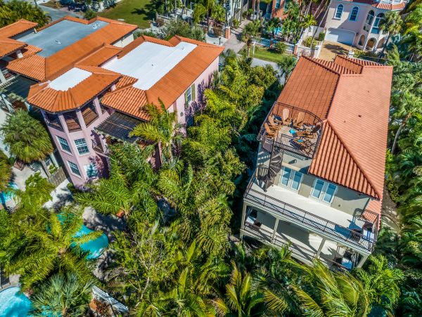 Luxury Holmes Beach Vacation Rental Six Bedrooms with Pool Beach