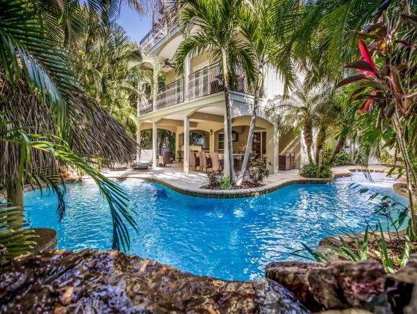 Luxury Holmes Beach Vacation Rental Six Bedrooms with Pool Beach