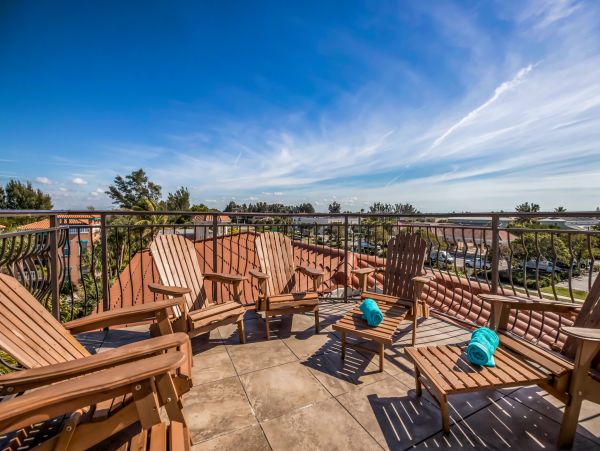 Luxury Holmes Beach Vacation Rental Six Bedrooms with Pool Beach
