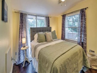 Sarasota Vacation Home Sleeps Six Guests.