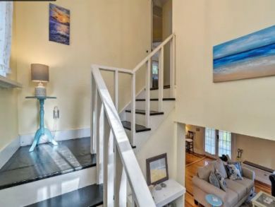 Sarasota Vacation Home Sleeps Six Guests.