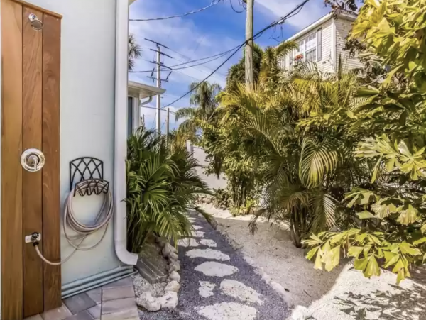 Charming Vacation Rental on Holmes Beach with Private Pool