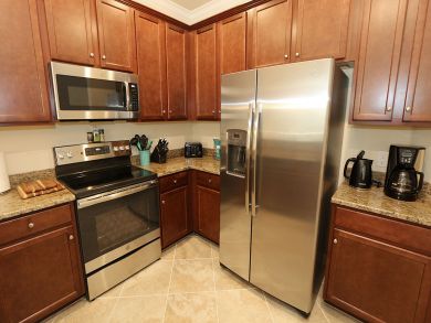 Fort Myers Vacation Home with Pool & Hot Tub 3 Bedrooms