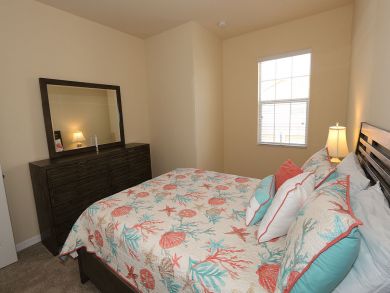 Fort Myers Vacation Home with Pool & Hot Tub 3 Bedrooms