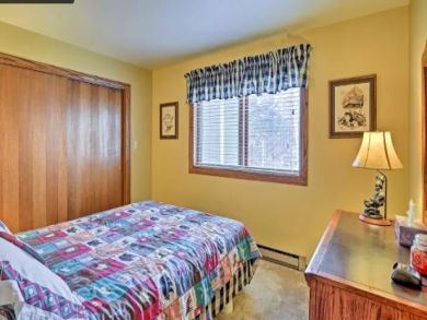 Avon Vacation Condo Sleeps Eight Guests.