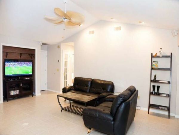 Fort Myers Three Bedroom Pool Vacation Home