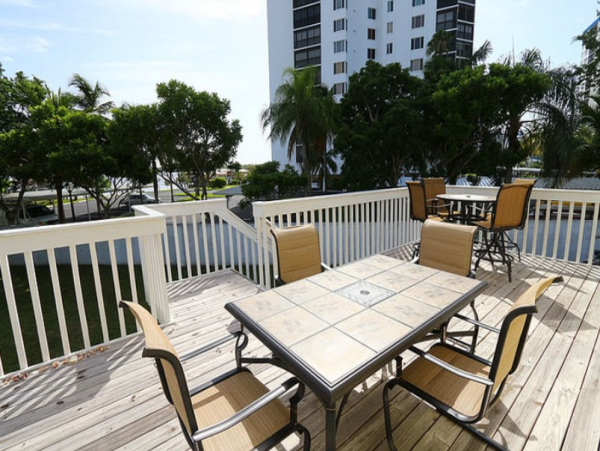 Lovely Waterfront Vacation Home in Fort Myers Beach