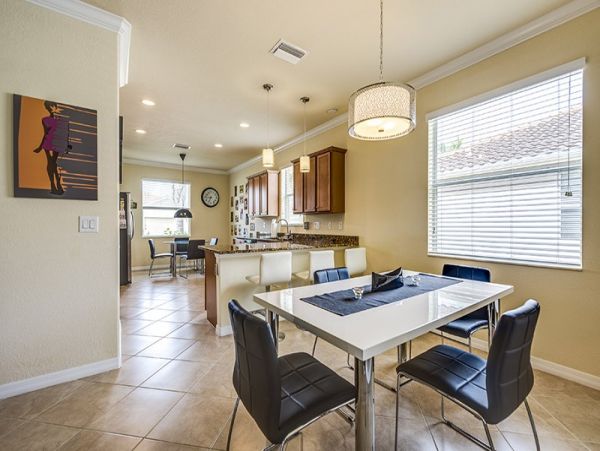Charming 3 Bedroom Vacation Rental with Lake Views