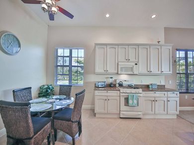 Naples Condo 918226
