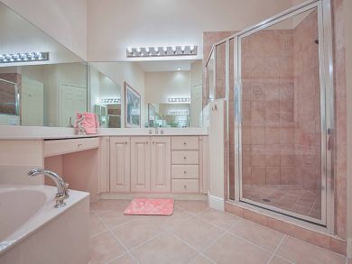 Naples Condo 918226