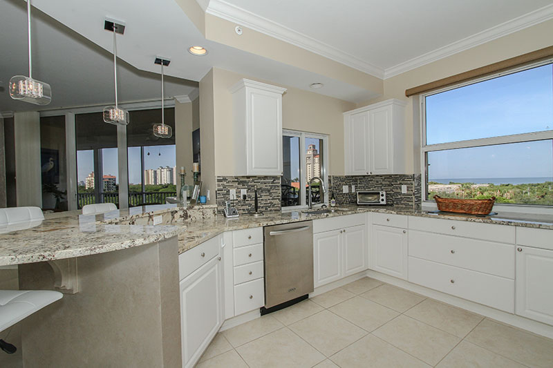 Naples Condo 918259
