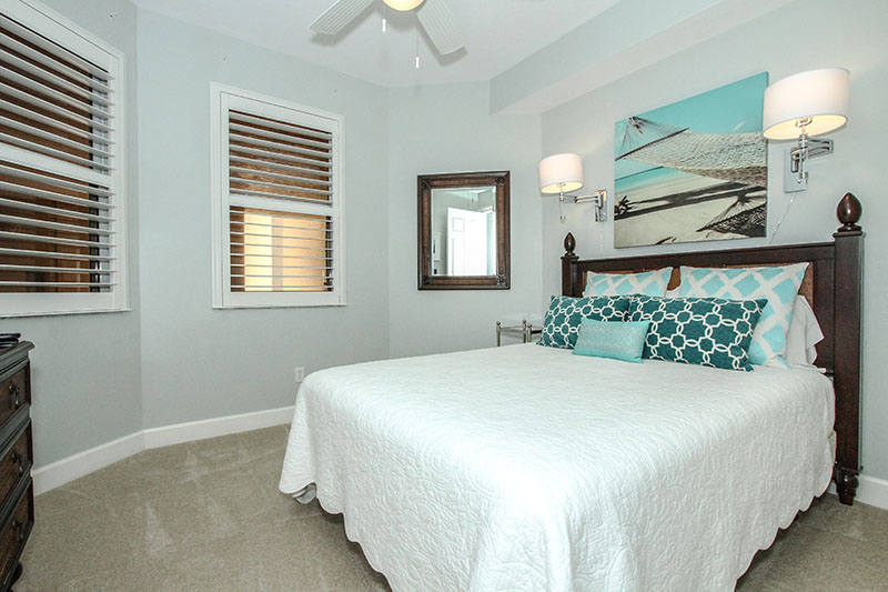 Naples Condo 918259