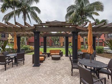 Naples Condo 918318