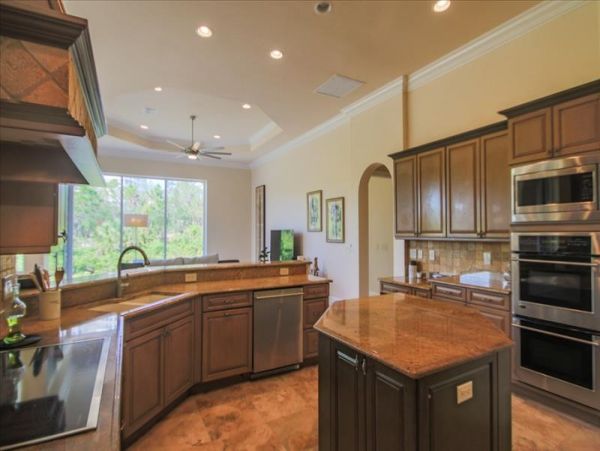 Luxury Naples Four Bedroom Vacation Home