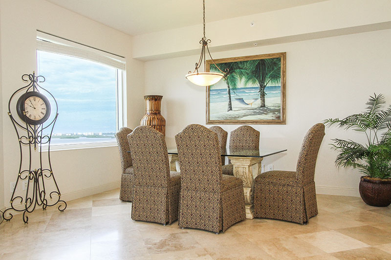 Exquisite 18-Floor Luxury Condominium with Breathtaking Gulf views Exquisite 18-Floor Luxury Condominium with Breathtaking Gulf views