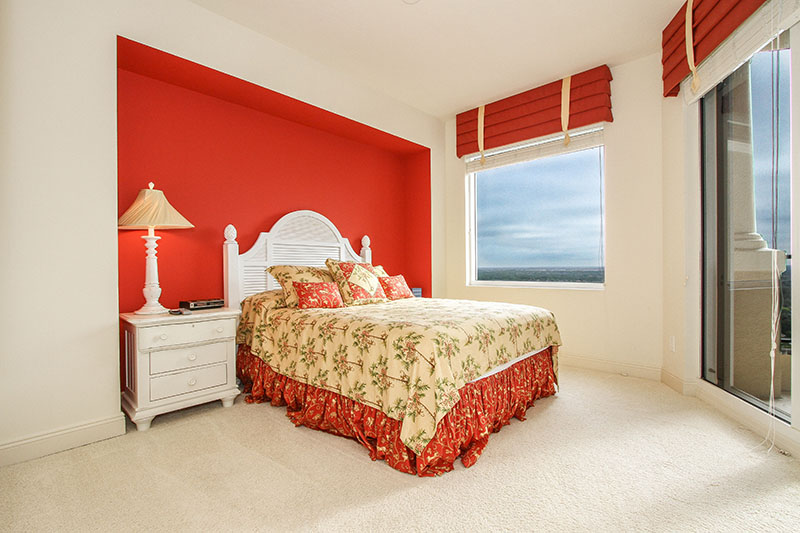 Exquisite 18-Floor Luxury Condominium with Breathtaking Gulf views Exquisite 18-Floor Luxury Condominium with Breathtaking Gulf views