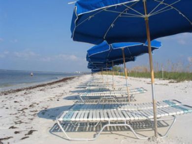 Exquisite 18-Floor Luxury Condominium with Breathtaking Gulf views Exquisite 18-Floor Luxury Condominium with Breathtaking Gulf views