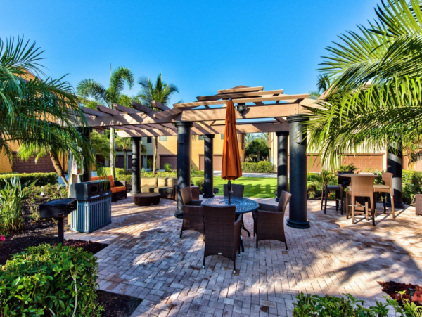 Lely Luxury 3 Bedroom Condo
