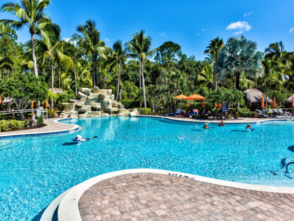 Lely Luxury 3 Bedroom Condo