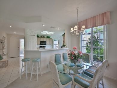 Naples Condo 918351