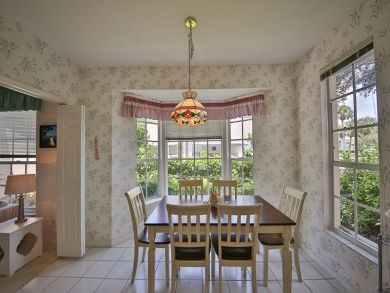 Naples Condo 918351