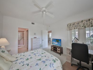 Naples Condo 918351