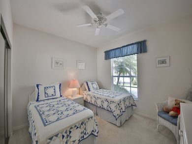 Naples Condo 918351