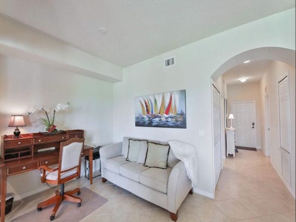 Naples Golf Course View Two Bedroom Vacation Condo