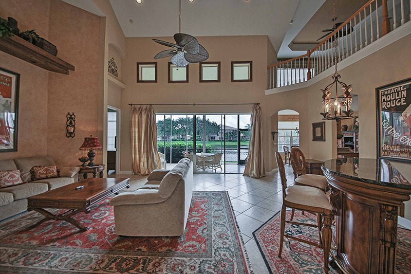 Naples Home 918379