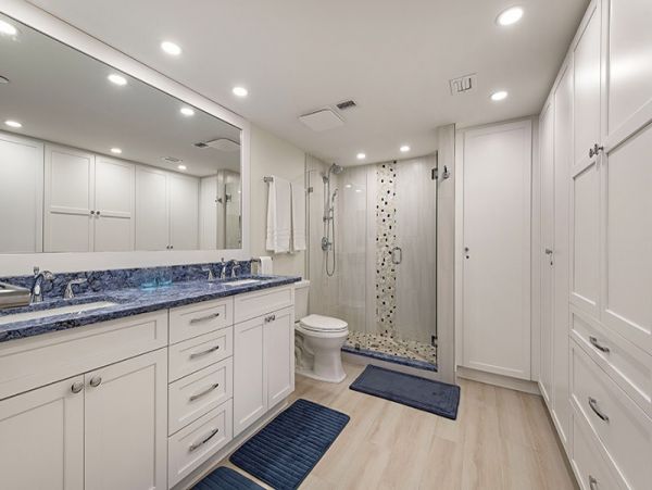 Designer Decorated Beachfront Condo