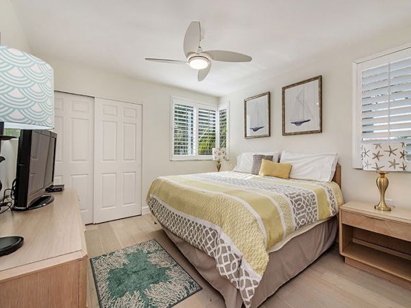 Designer Decorated Beachfront Condo
