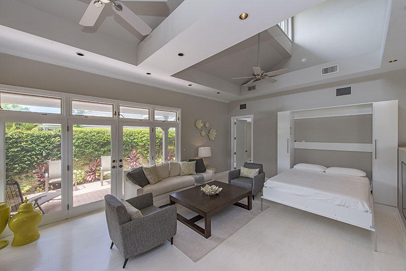 Naples Vacation Pool Home Sleeps 6 Guests Walk to Beach Naples Vacation Pool Home Sleeps 6 Guests Walk to Beach