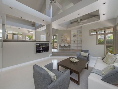 Naples Vacation Pool Home Sleeps 6 Guests Walk to Beach Naples Vacation Pool Home Sleeps 6 Guests Walk to Beach